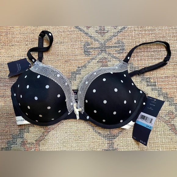 Tommy Hilfiger size 34C..new with tags - Picture 1 of 1